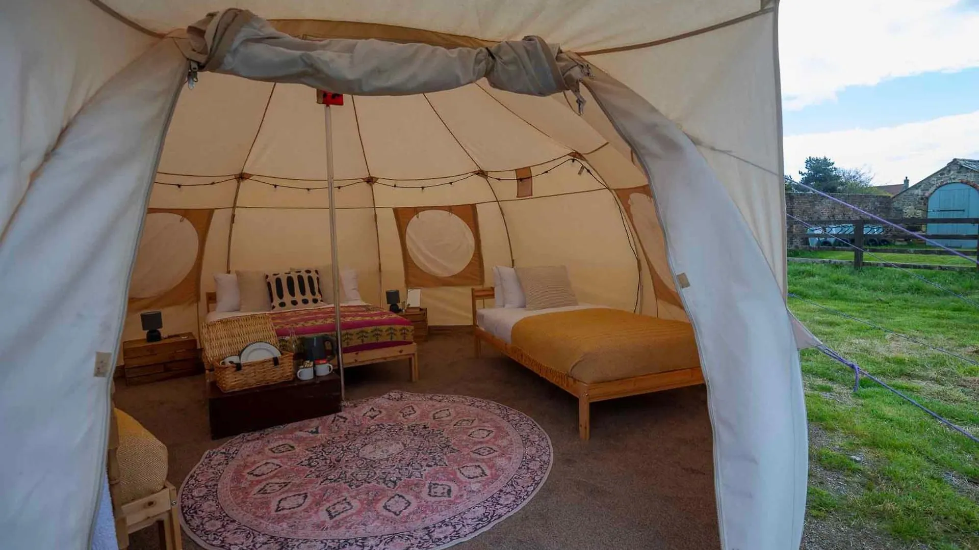 فندق Thirsk Hall Glamping المملكة المتحدة